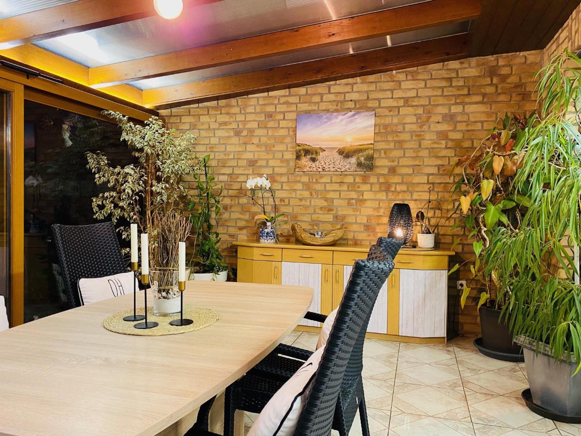 Barrierefreies Ferienhaus Mit Garten Bei Koeln Hürth Exterior foto