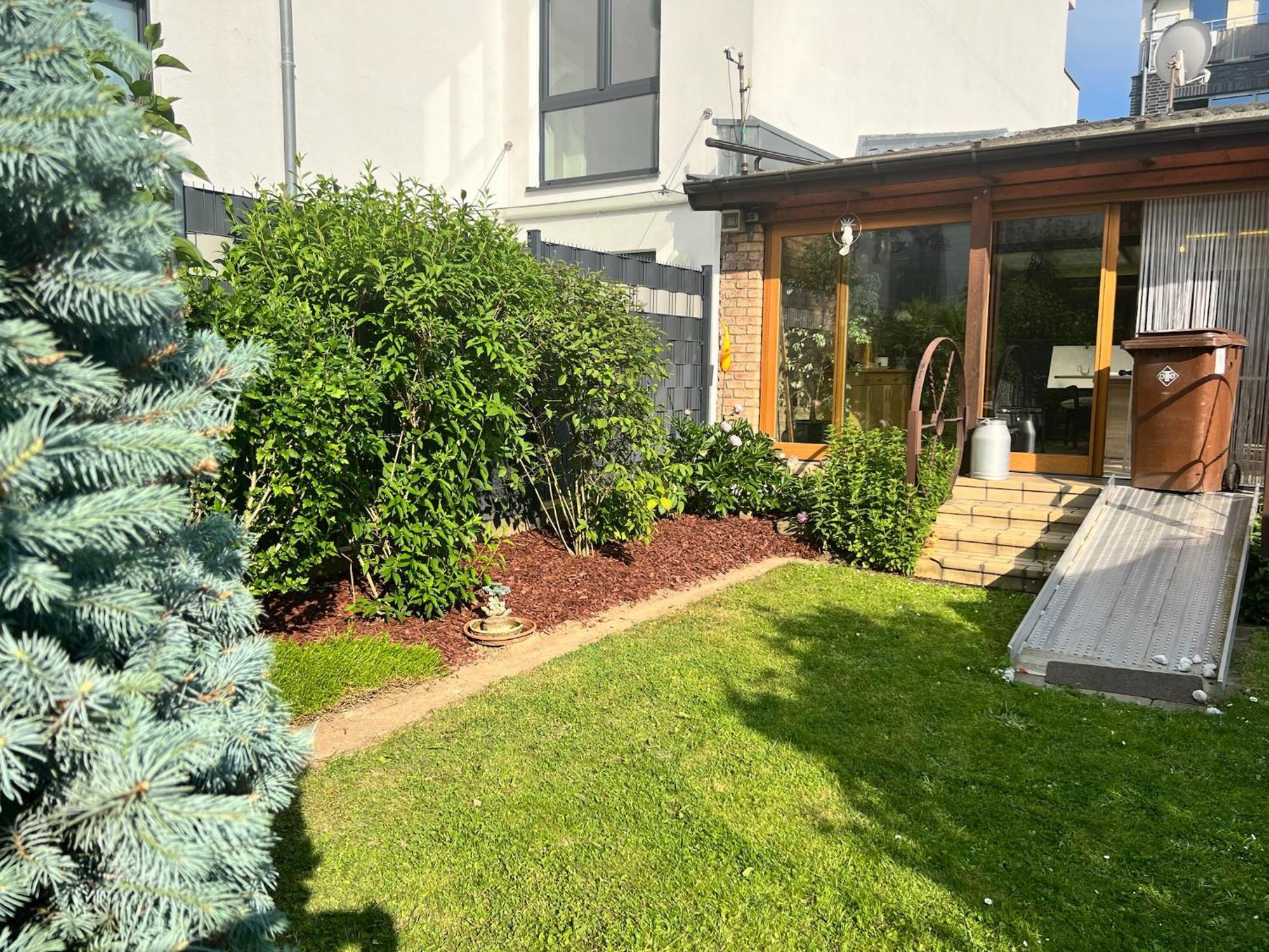 Barrierefreies Ferienhaus Mit Garten Bei Koeln Hürth Exterior foto