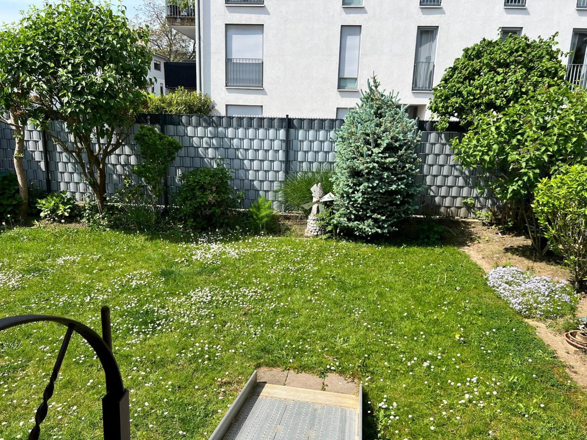 Barrierefreies Ferienhaus Mit Garten Bei Koeln Hürth Exterior foto
